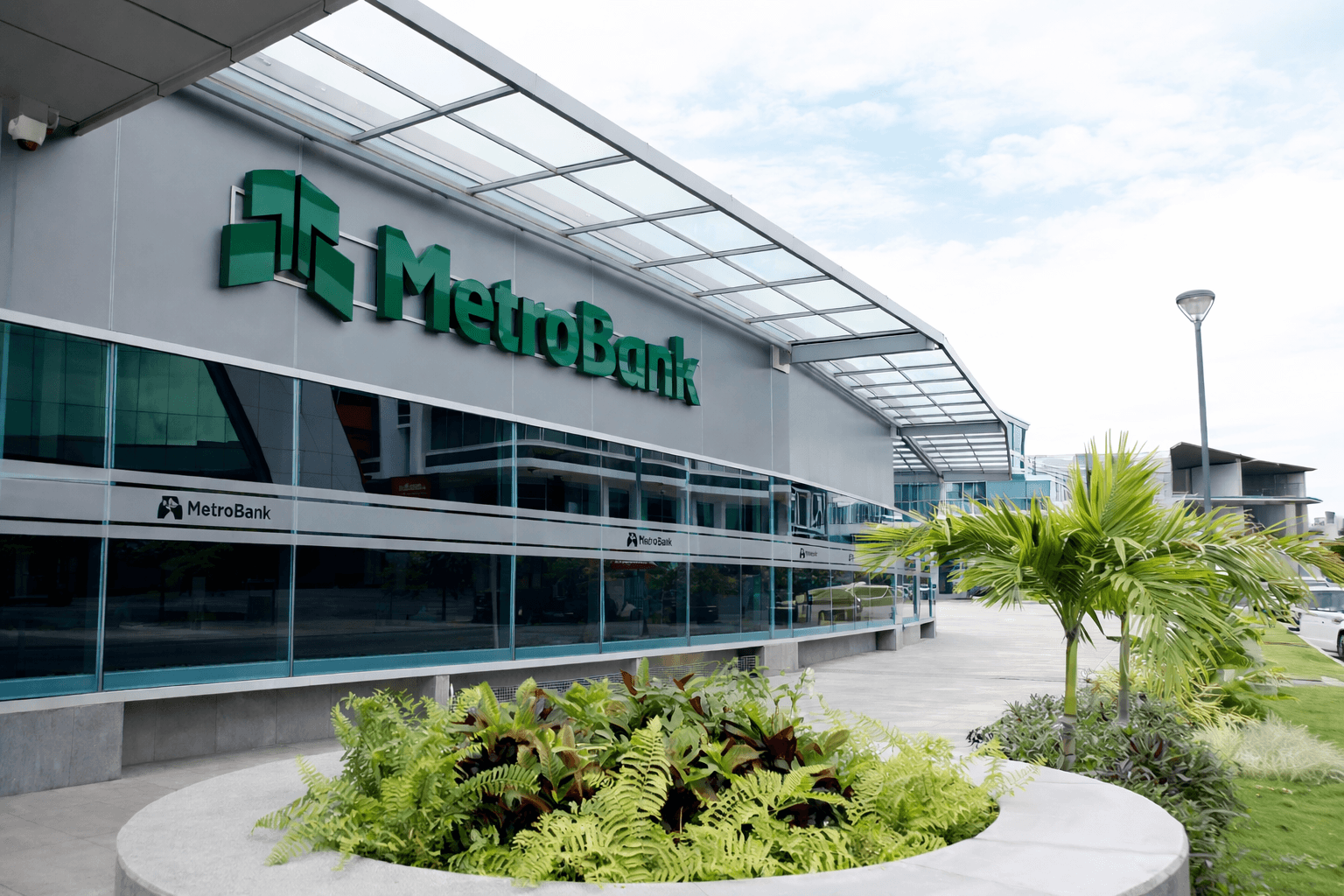 Metrobank_C