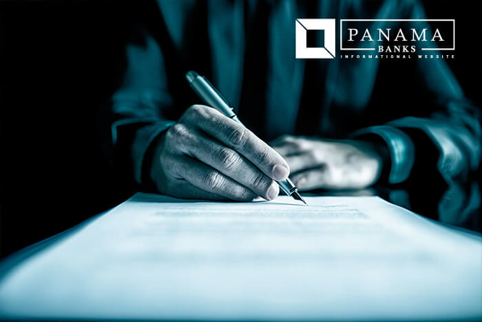 PananaBakns_Superintendence_2020_700_C